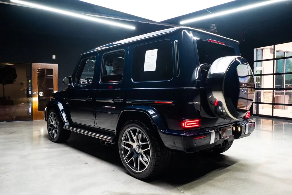 Mercedes-Benz G-Class photo 25