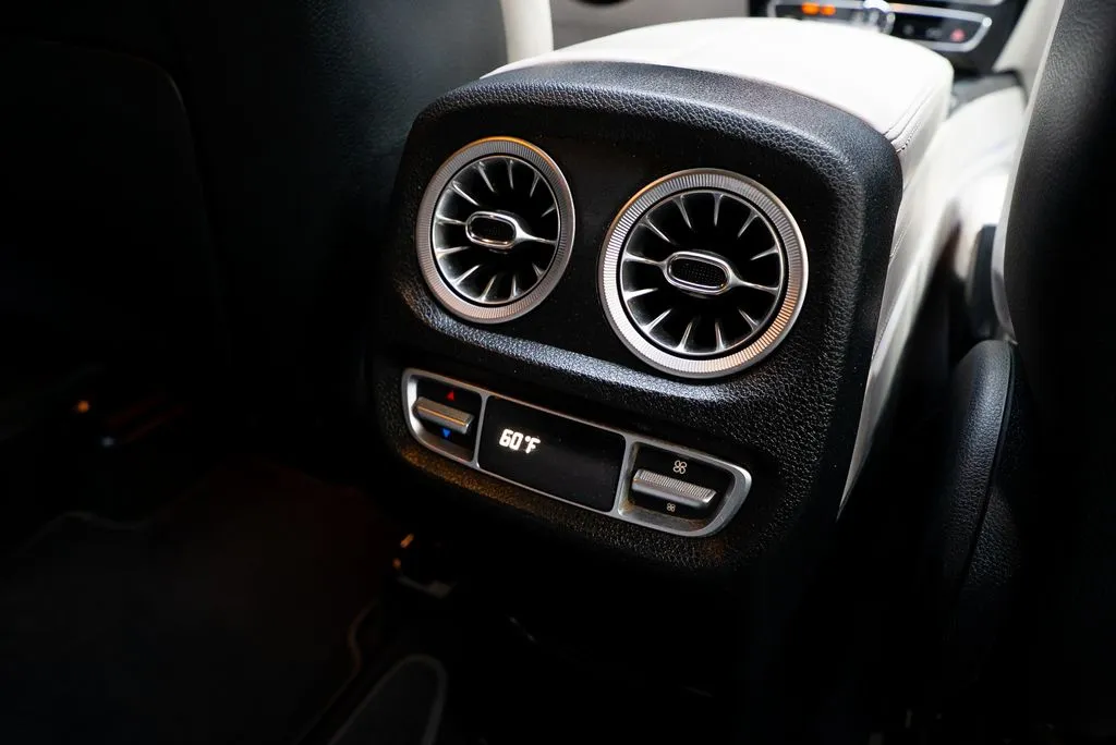 Mercedes-Benz G-Class photo 48