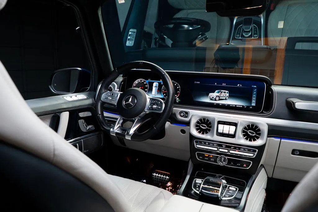 Mercedes-Benz G-Class photo 47