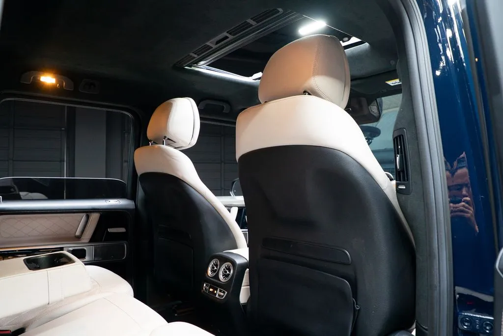 Mercedes-Benz G-Class photo 49