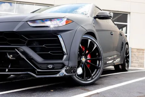 Photos of 2022 Lamborghini Urus for sale in Marietta, GA at Atlanta Autos