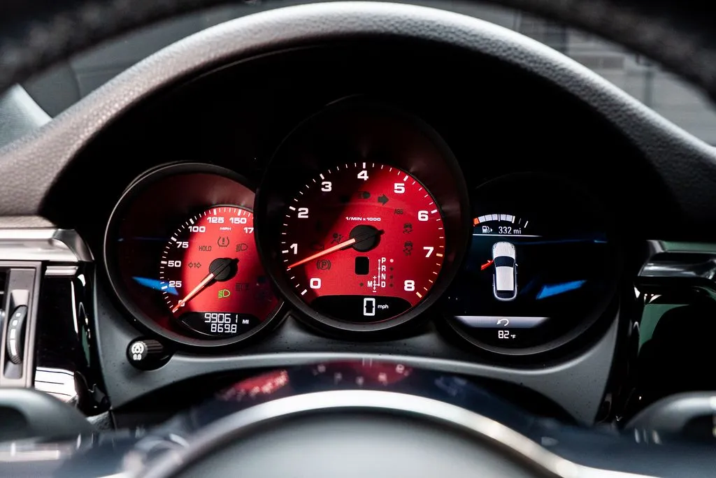 Porsche Macan photo 27
