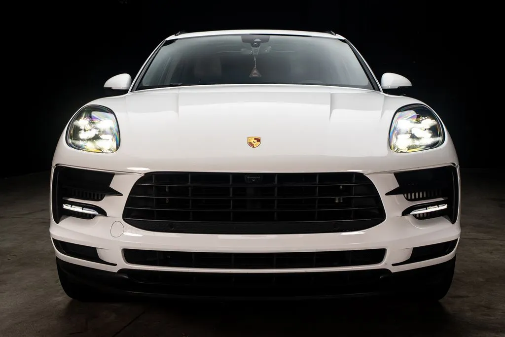 Porsche Macan photo 8