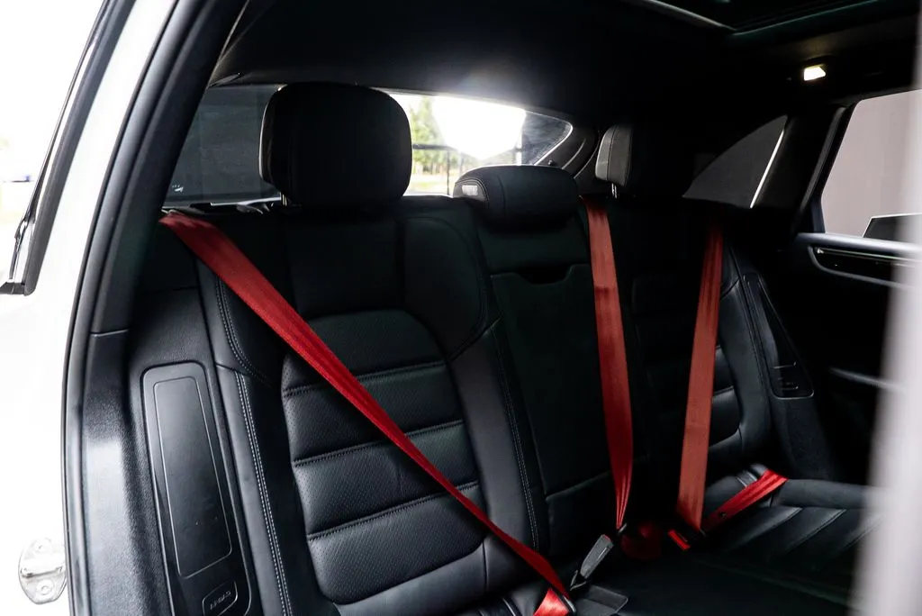 Porsche Macan photo 38