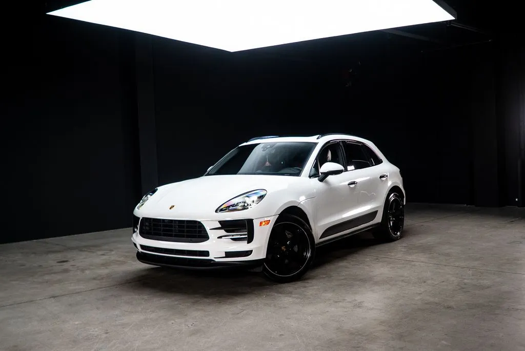 Porsche Macan photo 42