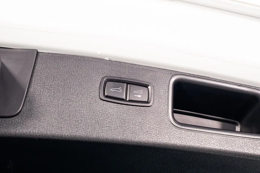 Porsche Macan photo 41