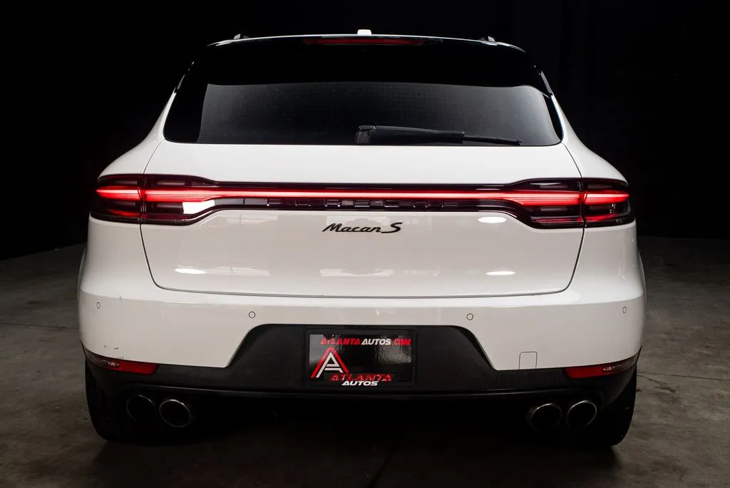 Porsche Macan photo 16