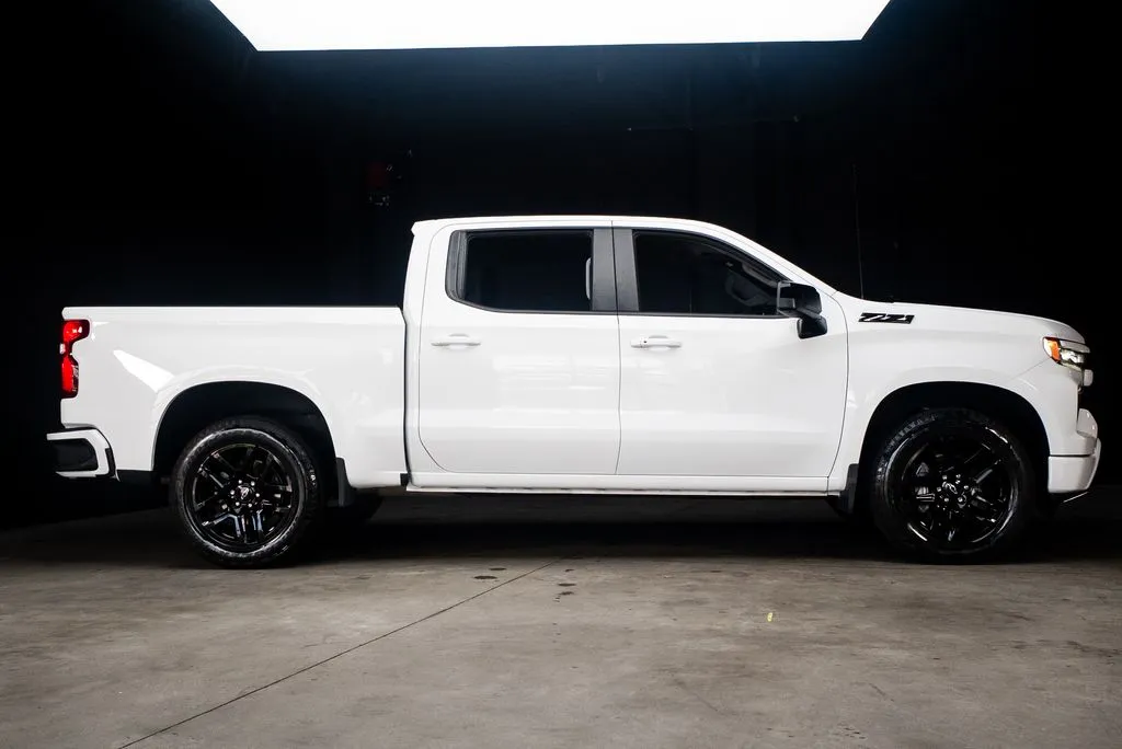 Chevrolet Silverado 1500 photo 8