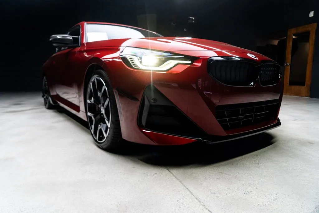 BMW 2 Series photo 8