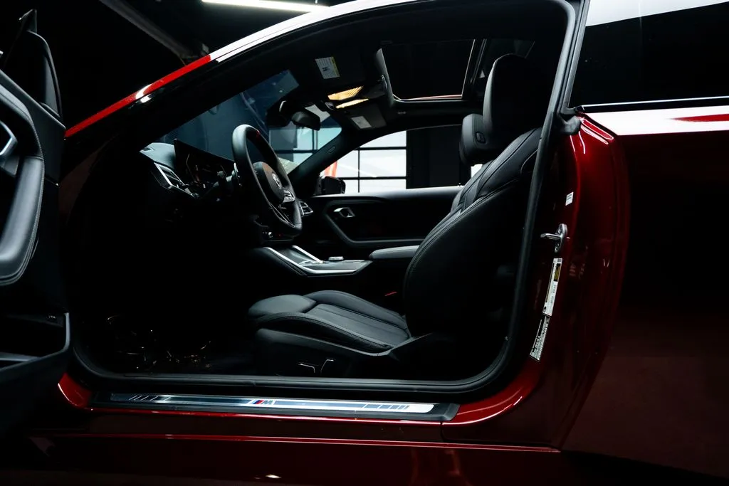BMW 2 Series photo 24