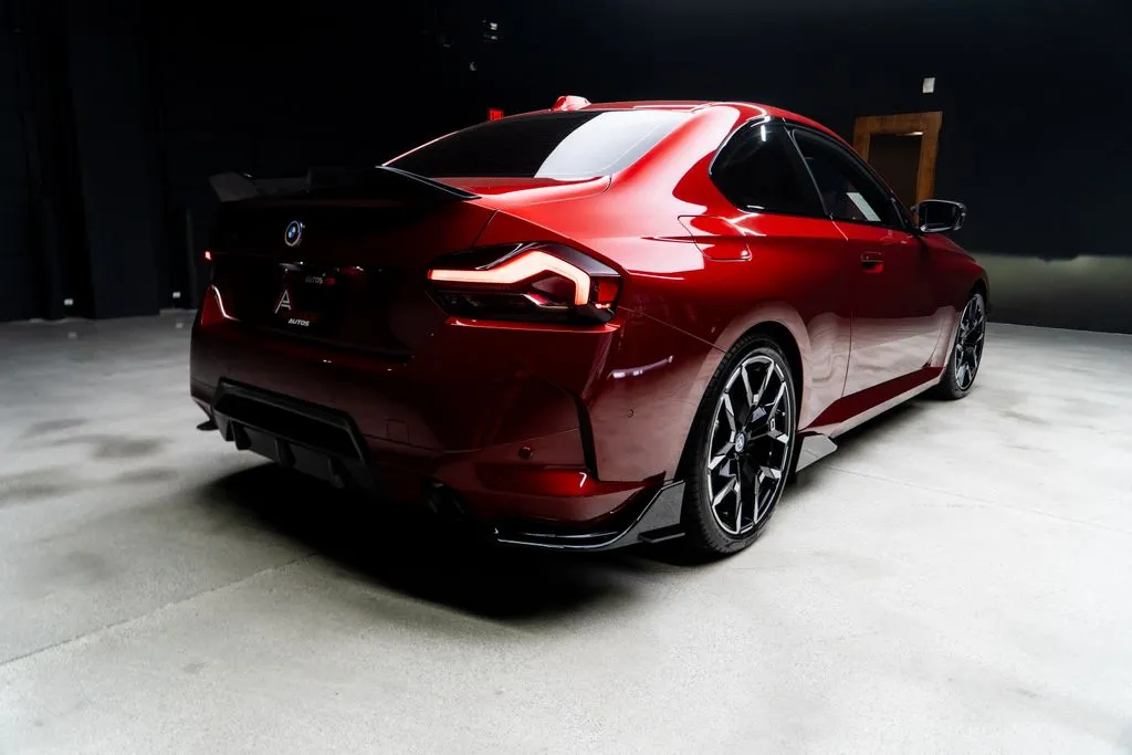 BMW 2 Series photo 13