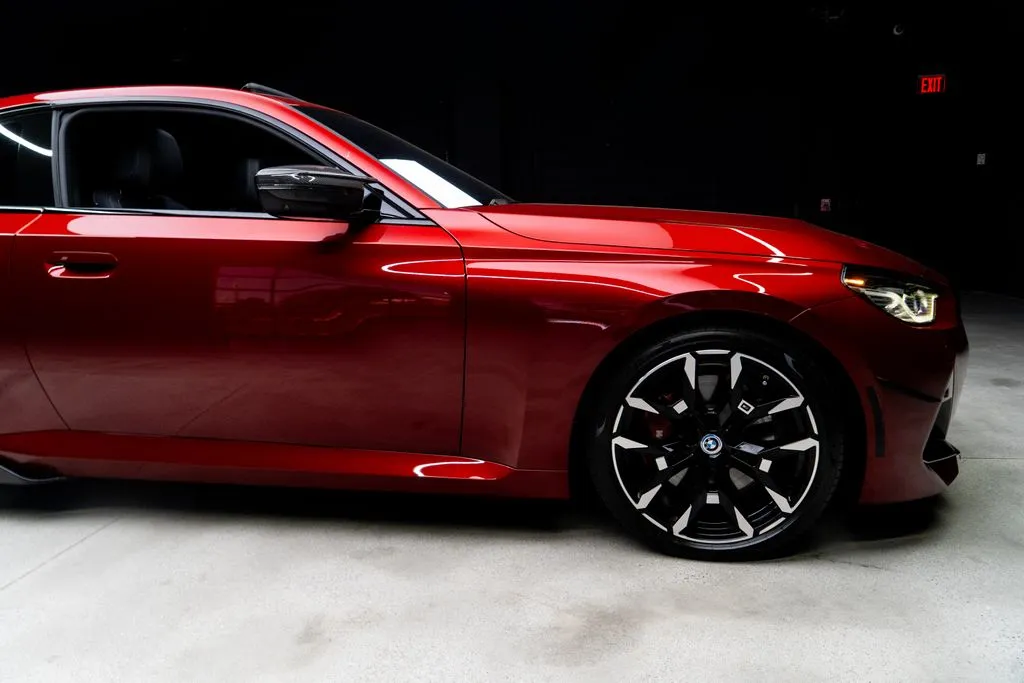 BMW 2 Series photo 11