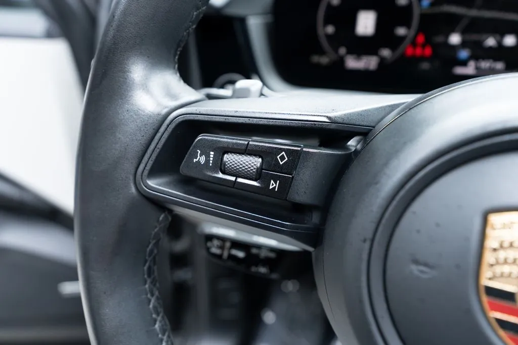 Porsche Cayenne photo 29