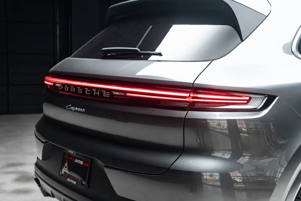 Porsche Cayenne photo 15