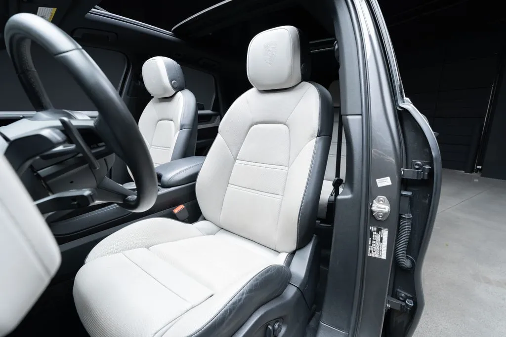Porsche Cayenne photo 25