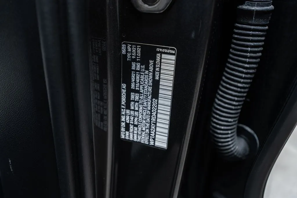 Porsche Cayenne photo 52
