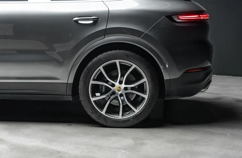 Porsche Cayenne photo 19