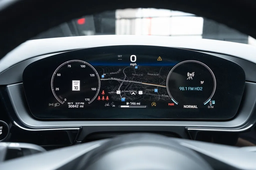 Porsche Cayenne photo 31
