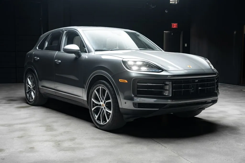 Porsche Cayenne photo 9