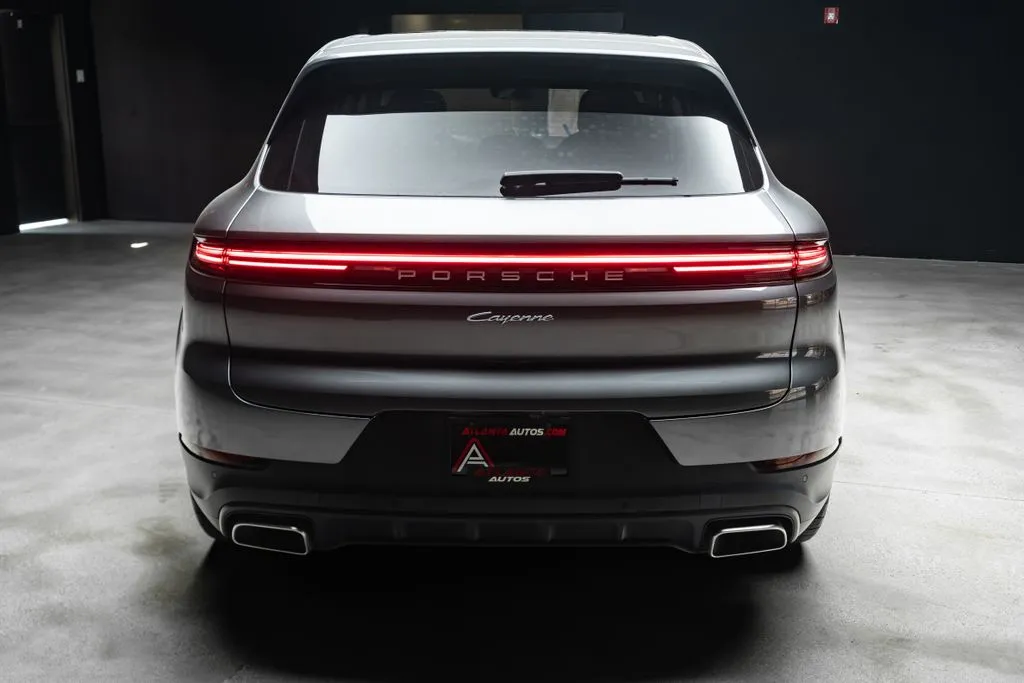 Porsche Cayenne photo 16
