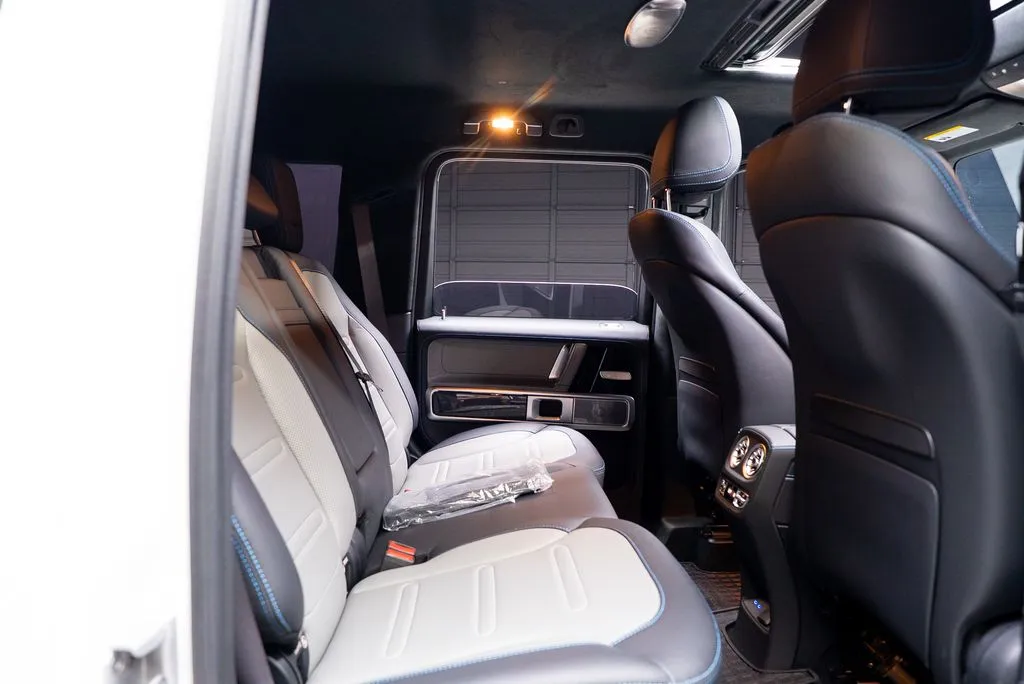 Mercedes-Benz G-Class photo 54