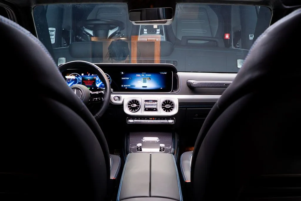 Mercedes-Benz G-Class photo 50