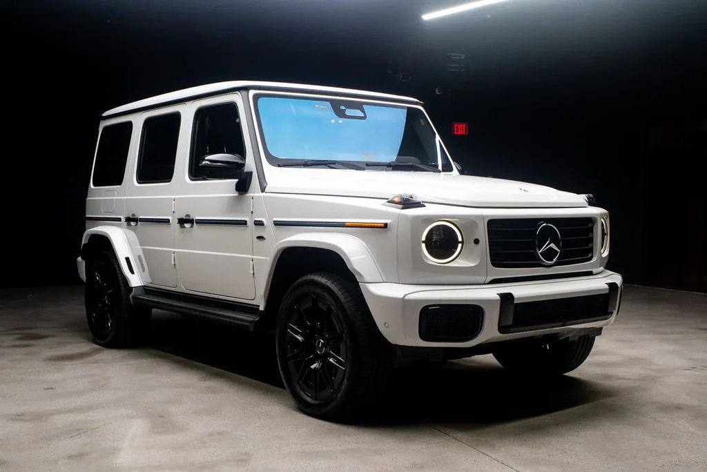 Mercedes-Benz G-Class photo 10