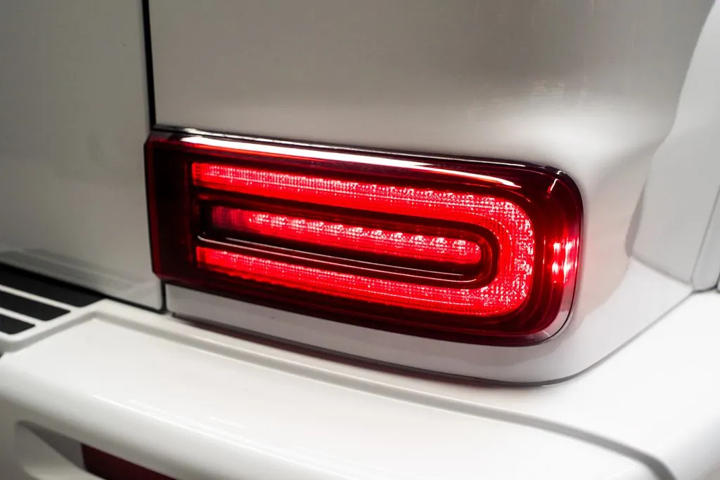 Mercedes-Benz G-Class photo 21