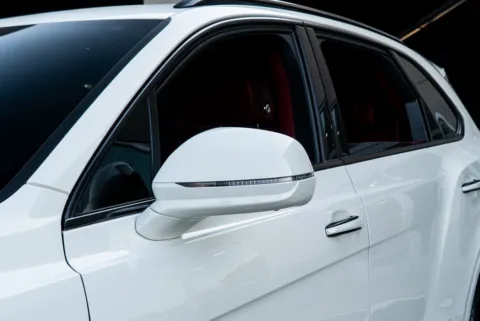 More photos of 2021 Bentley Bentayga V8 at Atlanta Autos, GA