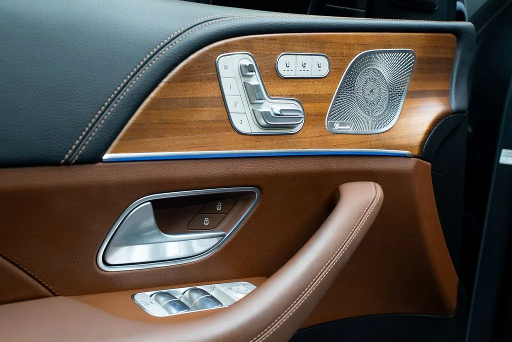 Mercedes-Benz GLE photo 32