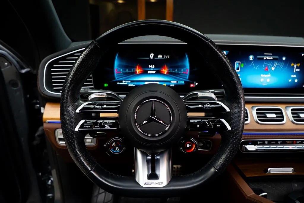 Mercedes-Benz GLE photo 39