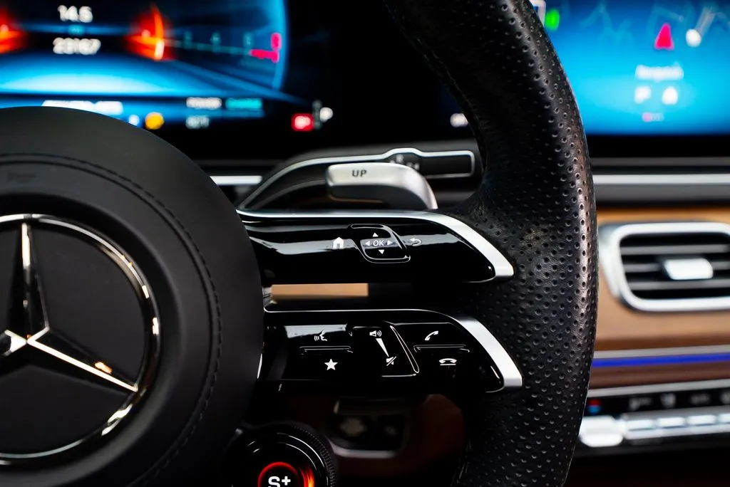 Mercedes-Benz GLE photo 41