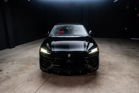 More photos of 2022 Lamborghini Urus at Atlanta Autos, GA