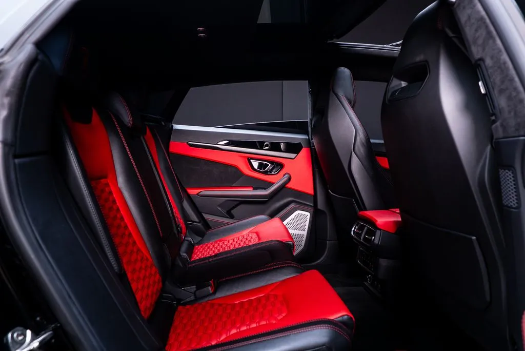 Lamborghini Urus photo 45