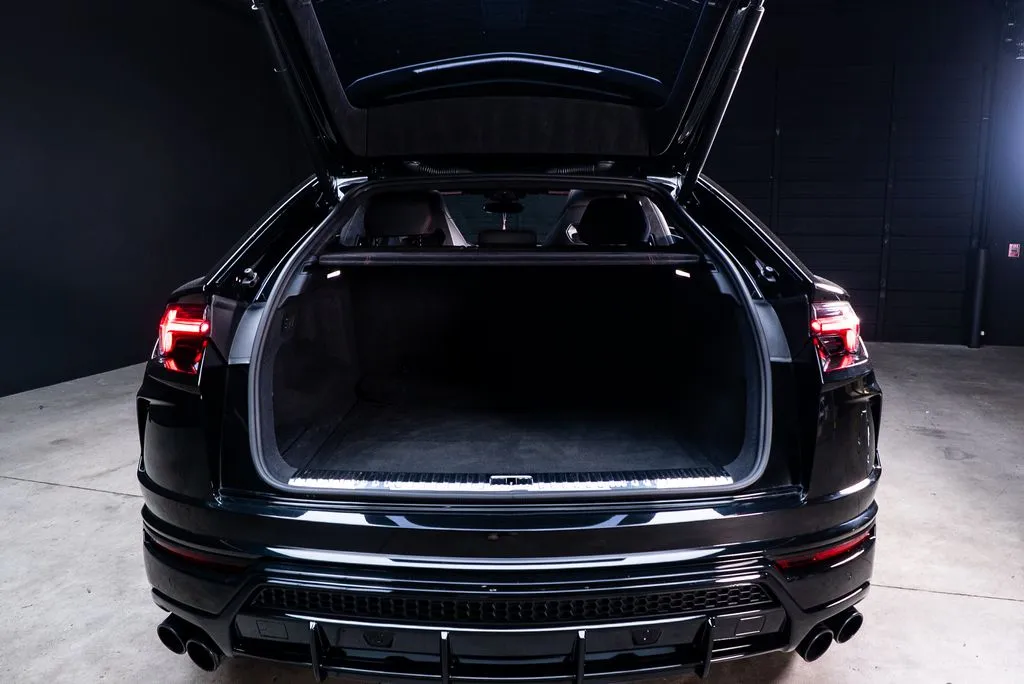 Lamborghini Urus photo 49