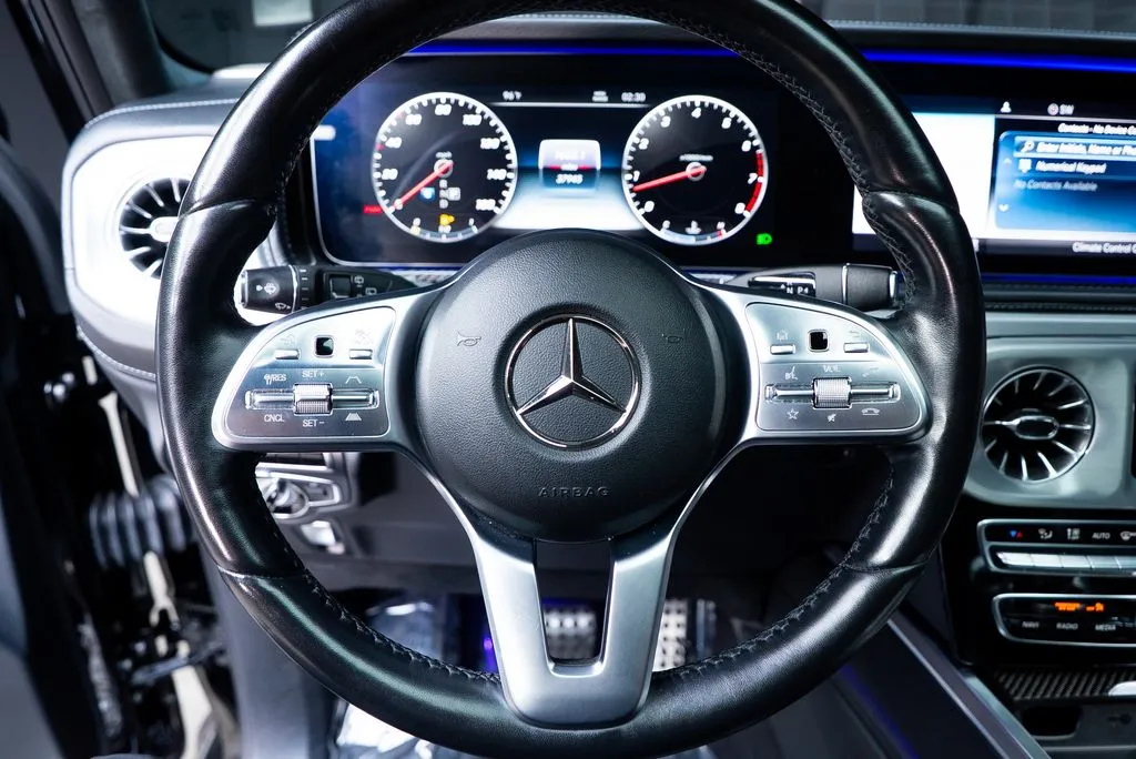 Mercedes-Benz G-Class photo 30