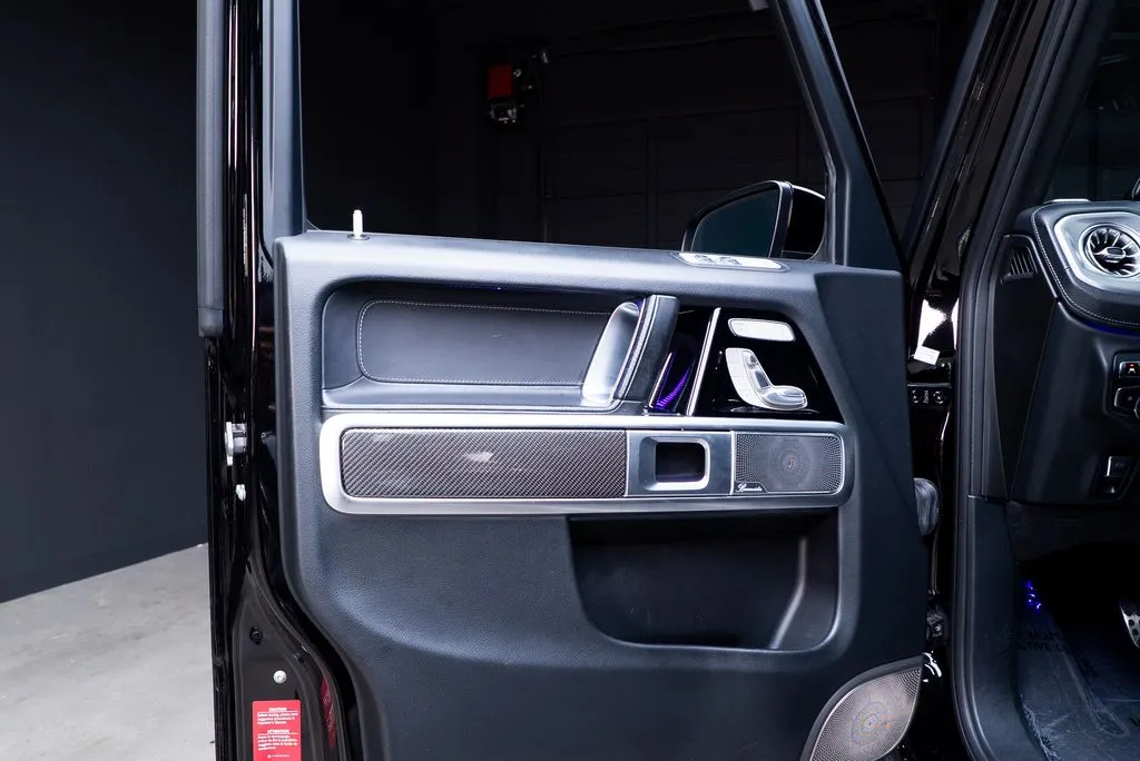 Mercedes-Benz G-Class photo 24