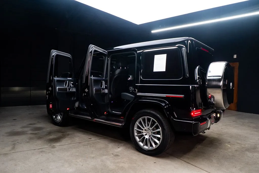 Mercedes-Benz G-Class photo 22