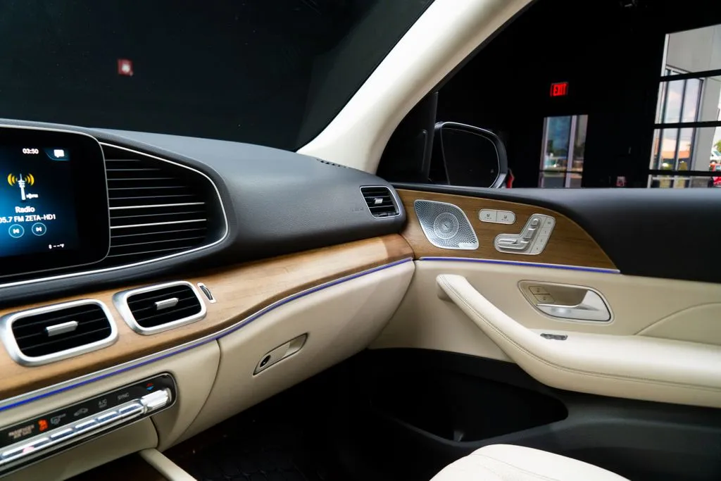 Mercedes-Benz GLE photo 36