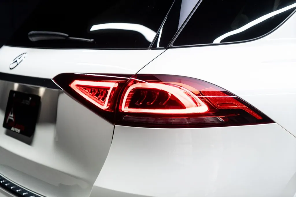 Mercedes-Benz GLE photo 13