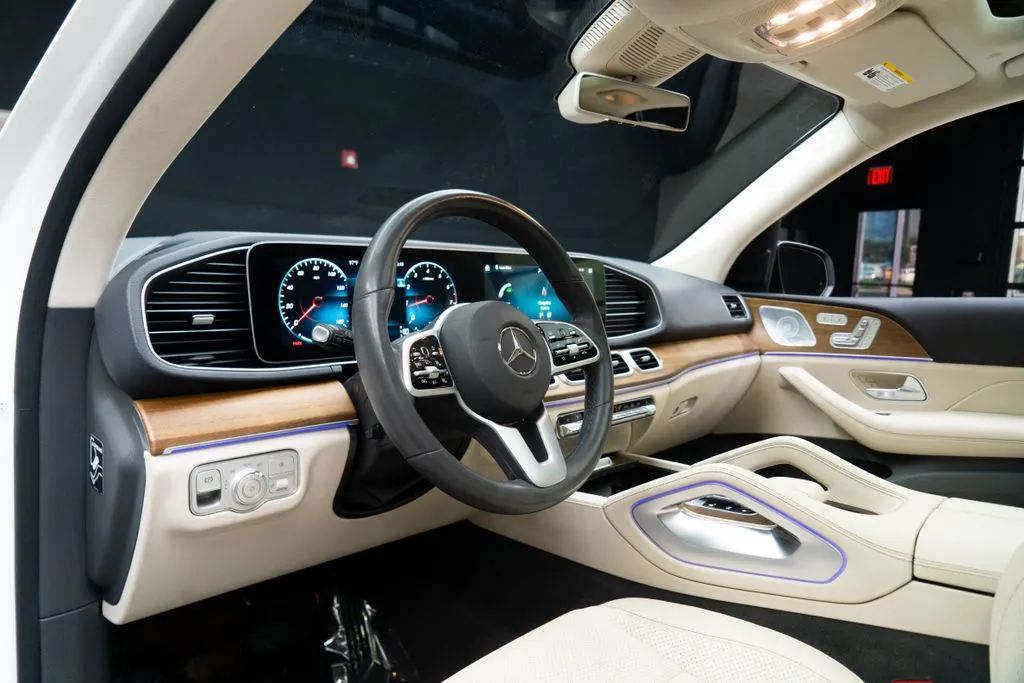 Mercedes-Benz GLE photo 27