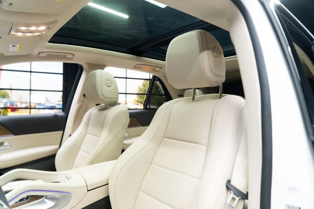 Mercedes-Benz GLE photo 26