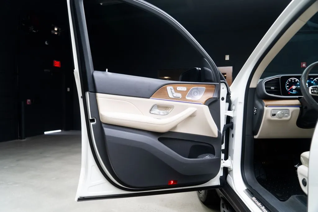 Mercedes-Benz GLE photo 22