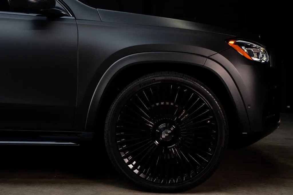 Mercedes-Benz GLS photo 15
