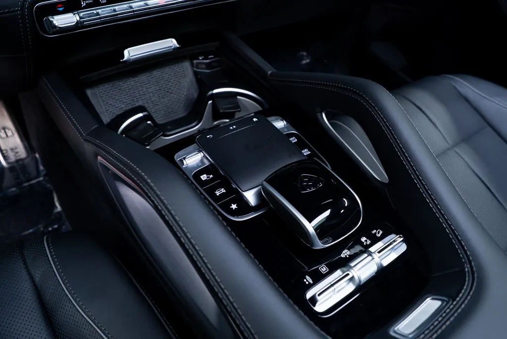 Mercedes-Benz GLS photo 43