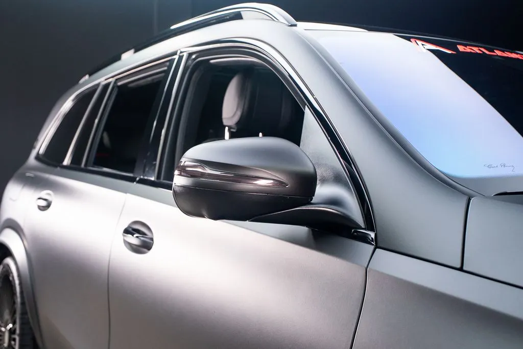 Mercedes-Benz GLS photo 18