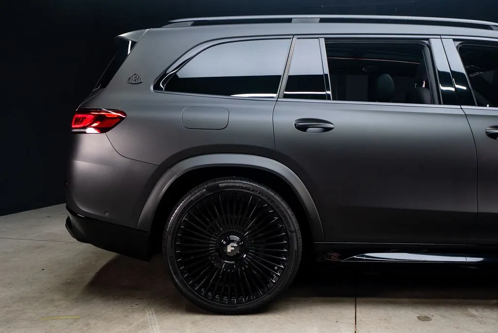 Mercedes-Benz GLS photo 19