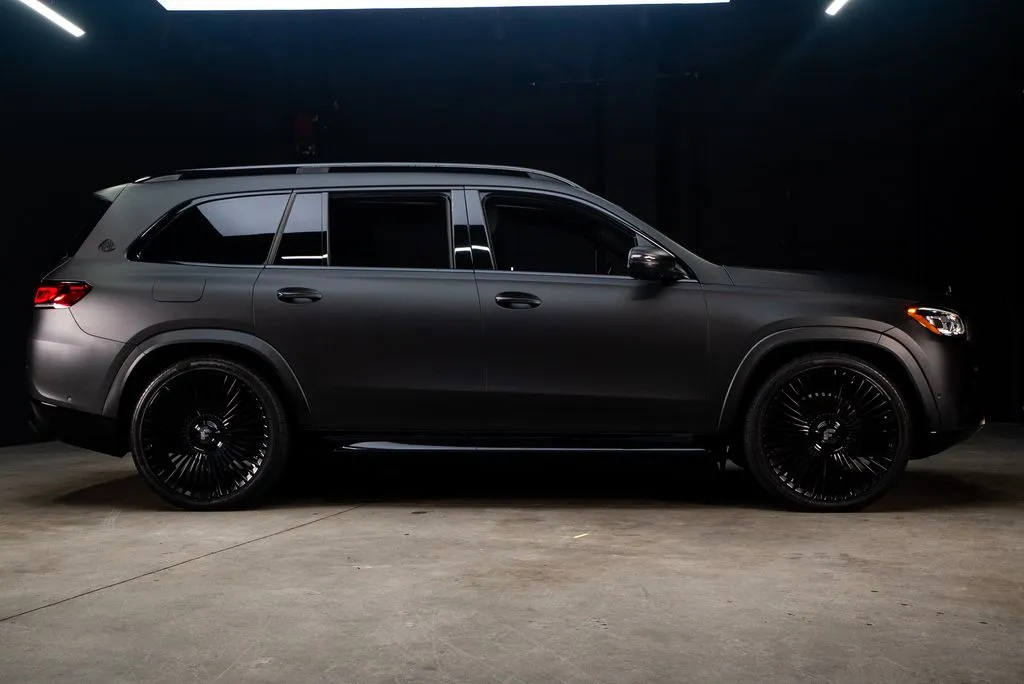 Mercedes-Benz GLS photo 13