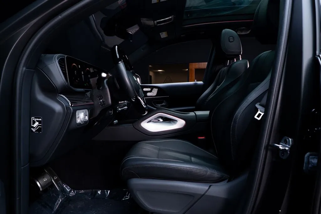 Mercedes-Benz GLS photo 32
