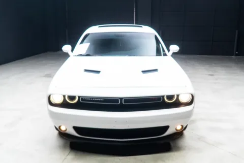 More photos of 2018 Dodge Challenger R/T at Atlanta Autos, GA
